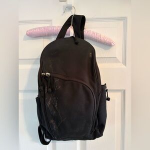 REI CO-OP SMALL BACK PACK WITH POCKETS &
SLOTS INSIDE & OUT, CARDS PENS KEYS